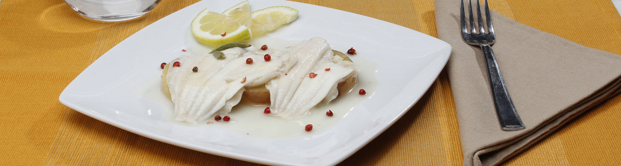 Ricetta Platessa al limone, pepe rosa e salvia - Ricette Findus