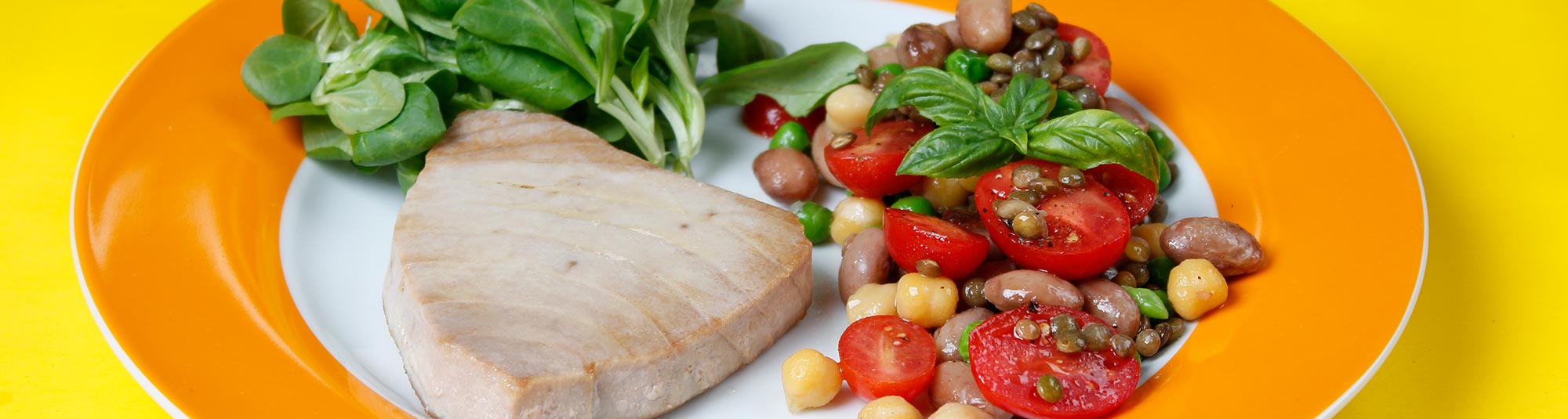 Tonno con contorno di Legumi e pomodori - Ricette Findus