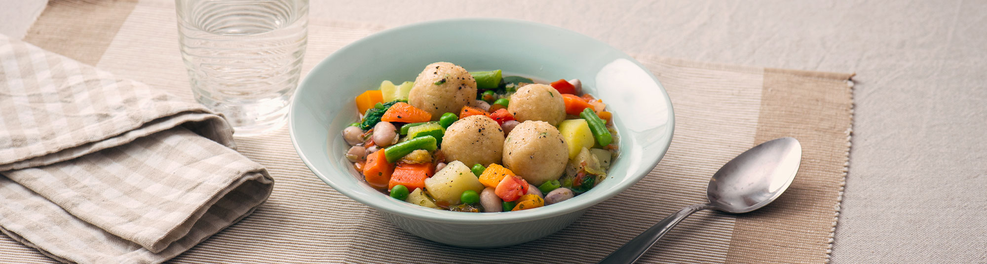 Foto Ricetta Minestrone con polpette di pane - Foto Ricette Findus