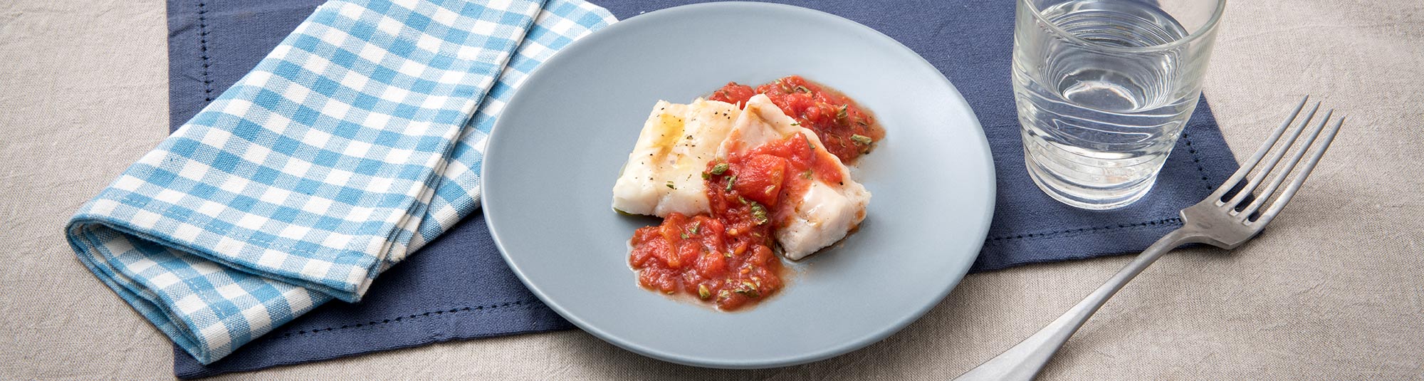 Nasello al forno con pomodorini e olive - Ricette Findus