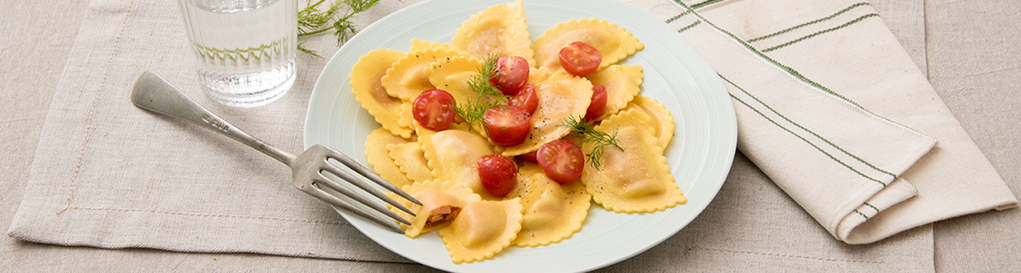 Ravioli al Salmone con pomodorini - Ricette Findus