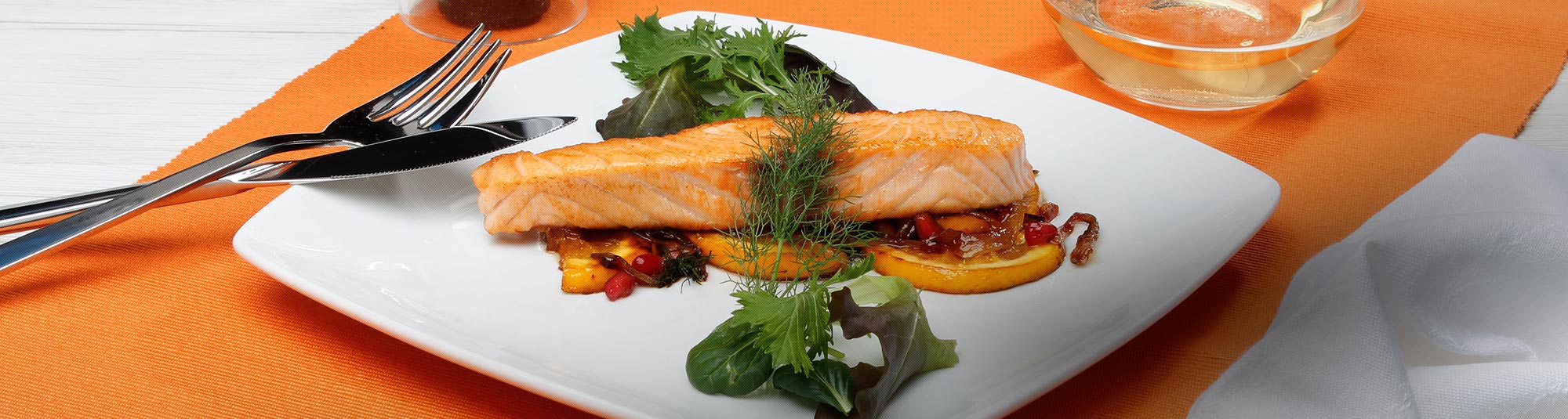 Ricetta Salmone all'arancia con melograno - Ricette Findus