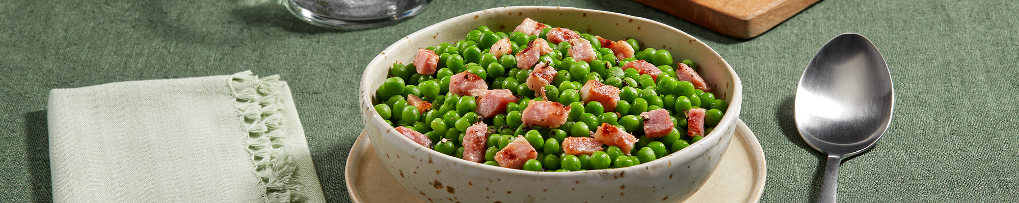 Piselli alla fiorentina con burro e pancetta