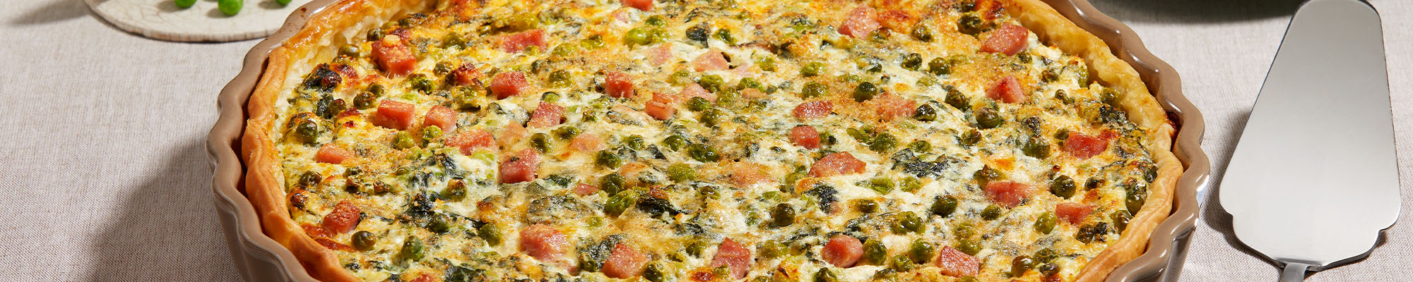 quiche di verdure con spinaci piselli stracchino e prosciutto cotto