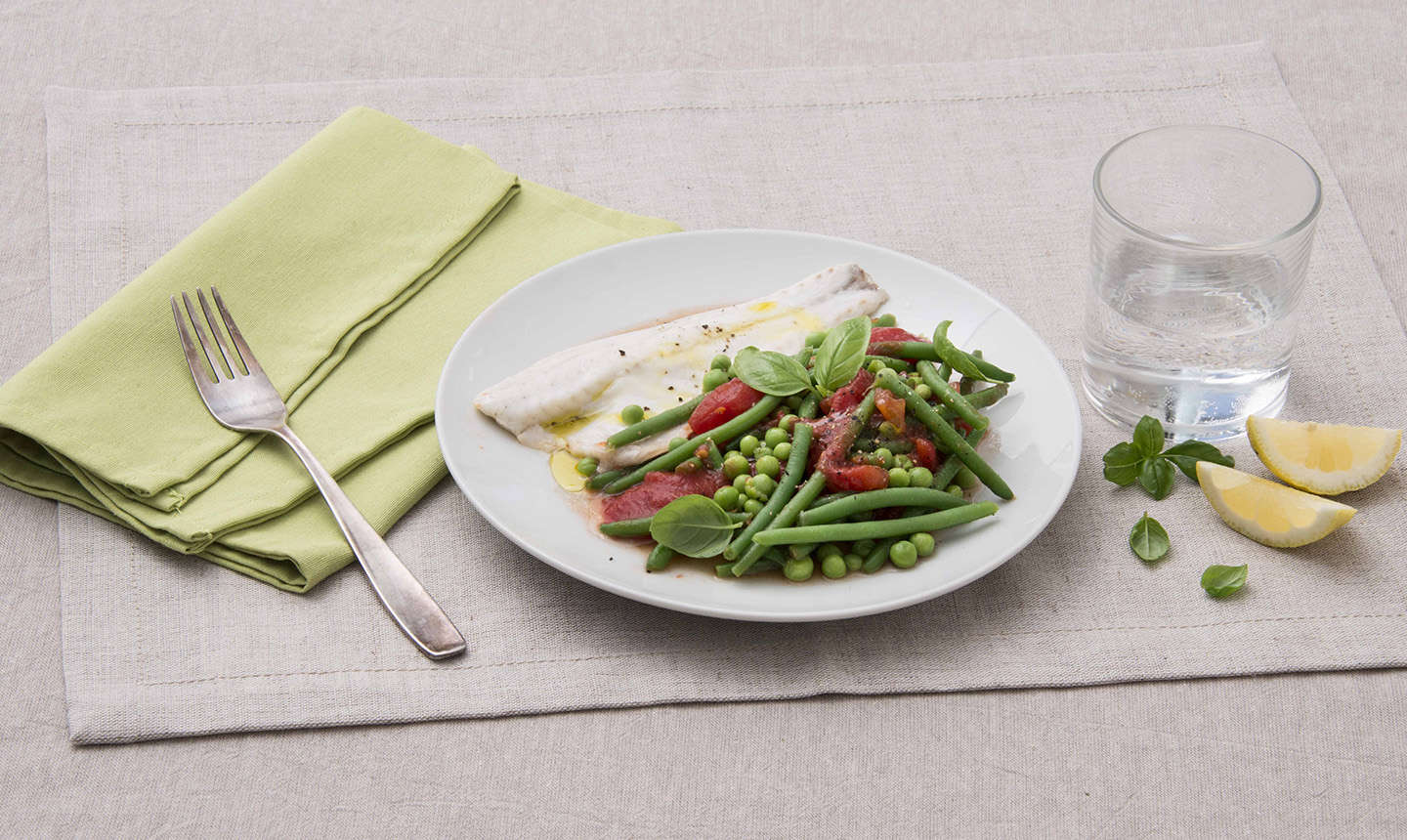 Ricetta Branzino al Sale con Piselli e Fagiolini - Ricette Findus