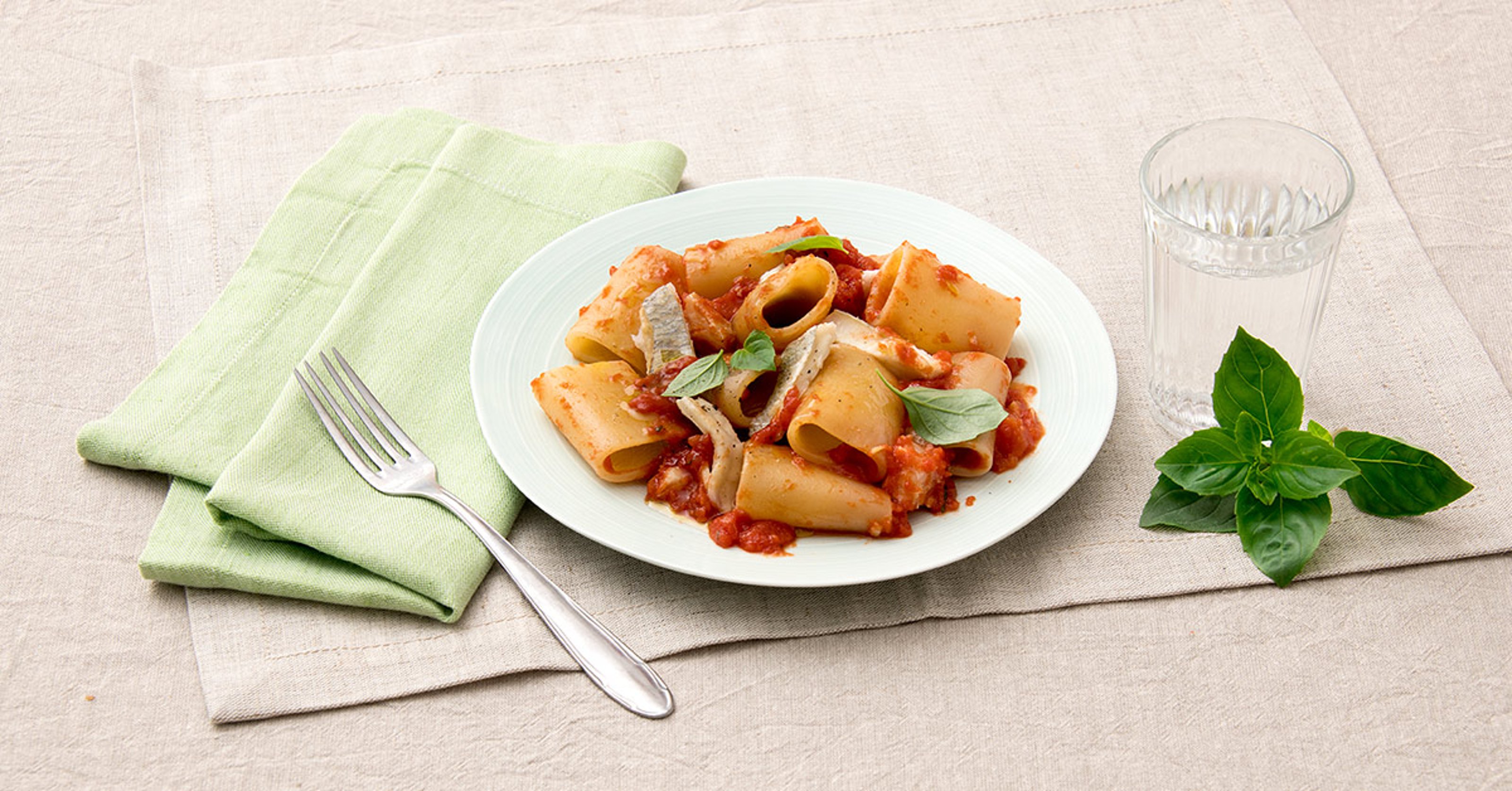 Paccheri-con-Orata-e-pomodorini-1200.jpg