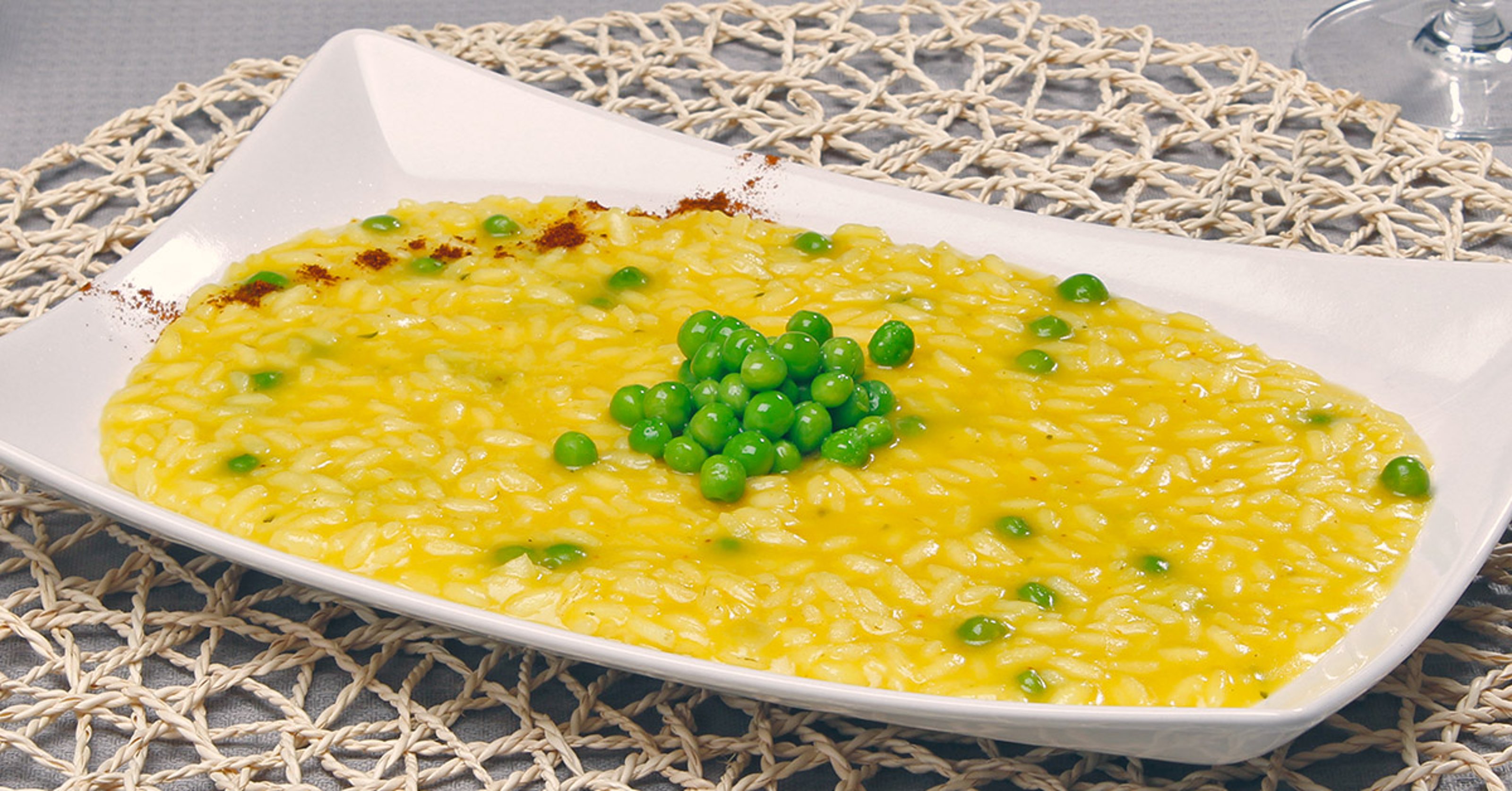 180212_risotto-giallo-con-piselli.jpg