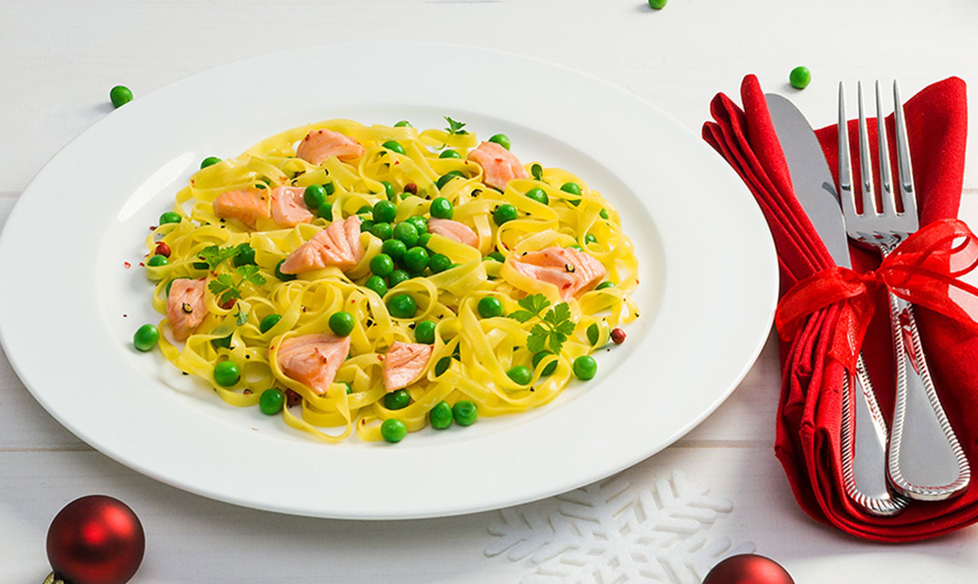 171201_Tagliatelleconpiselliniesalmone.jpg