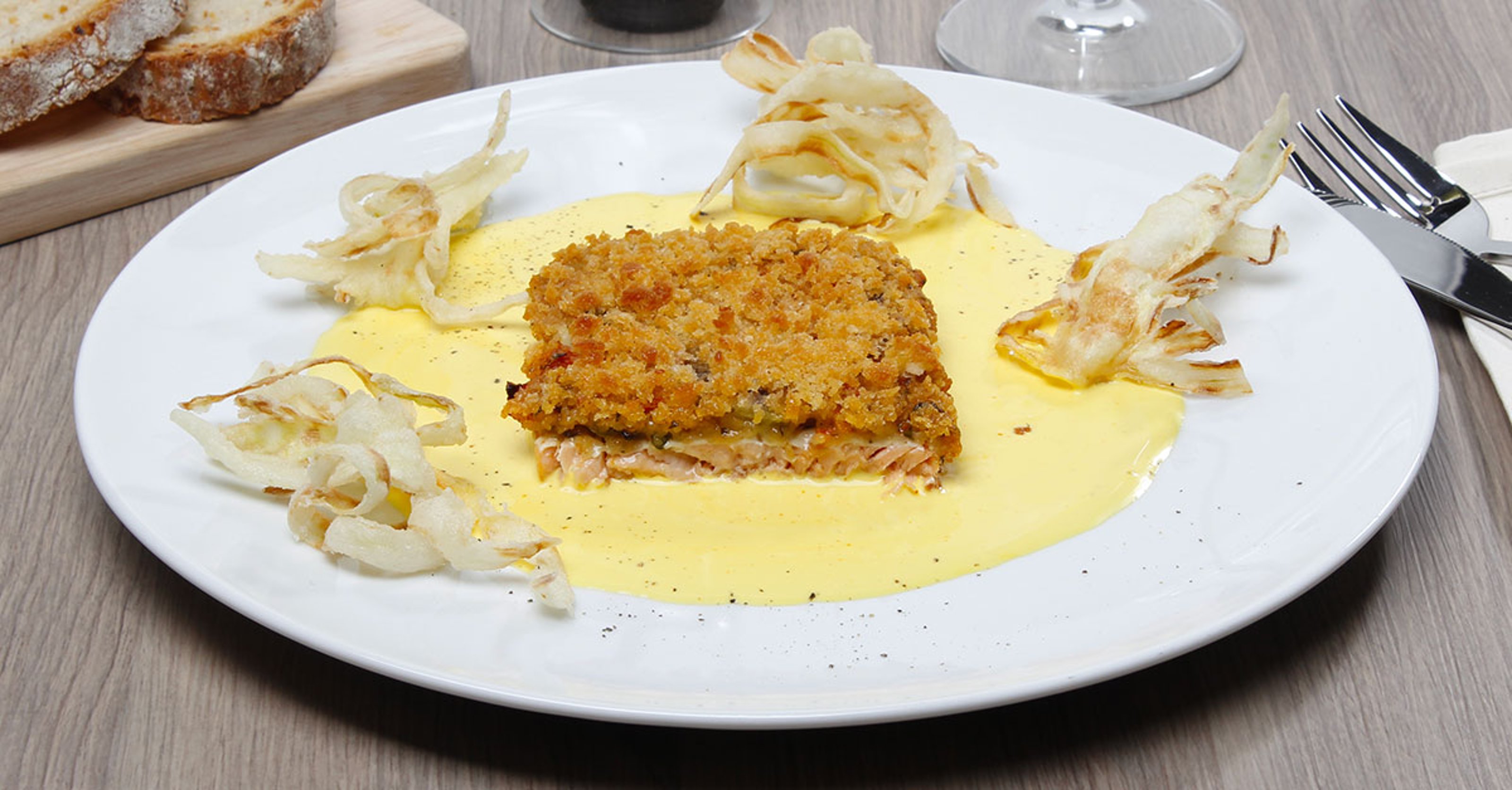 180409_Salmone-gratinato-alla-mediterranea-con-zafferano.jpg