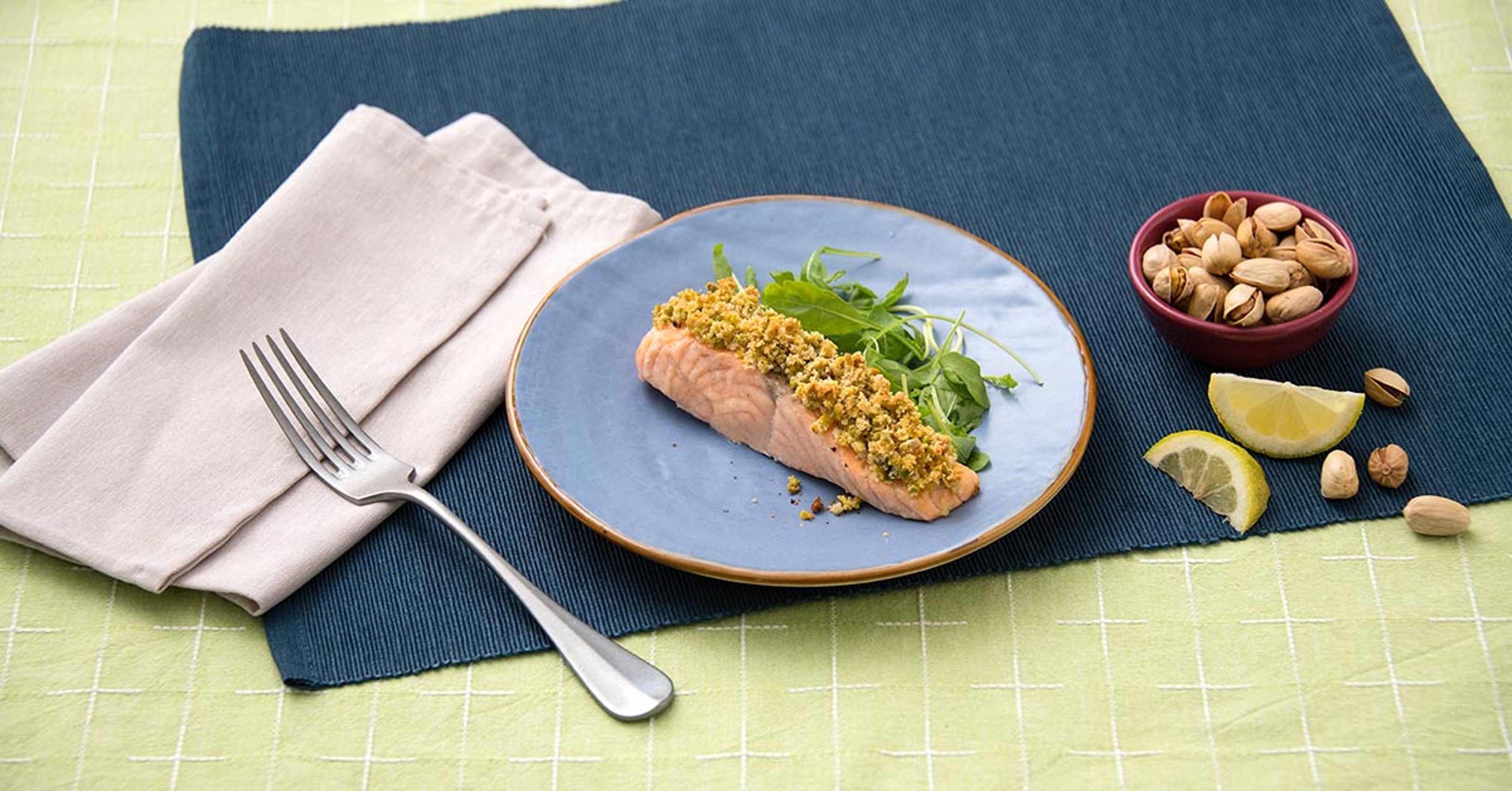 Salmone-con-pistacchi-1200.jpg