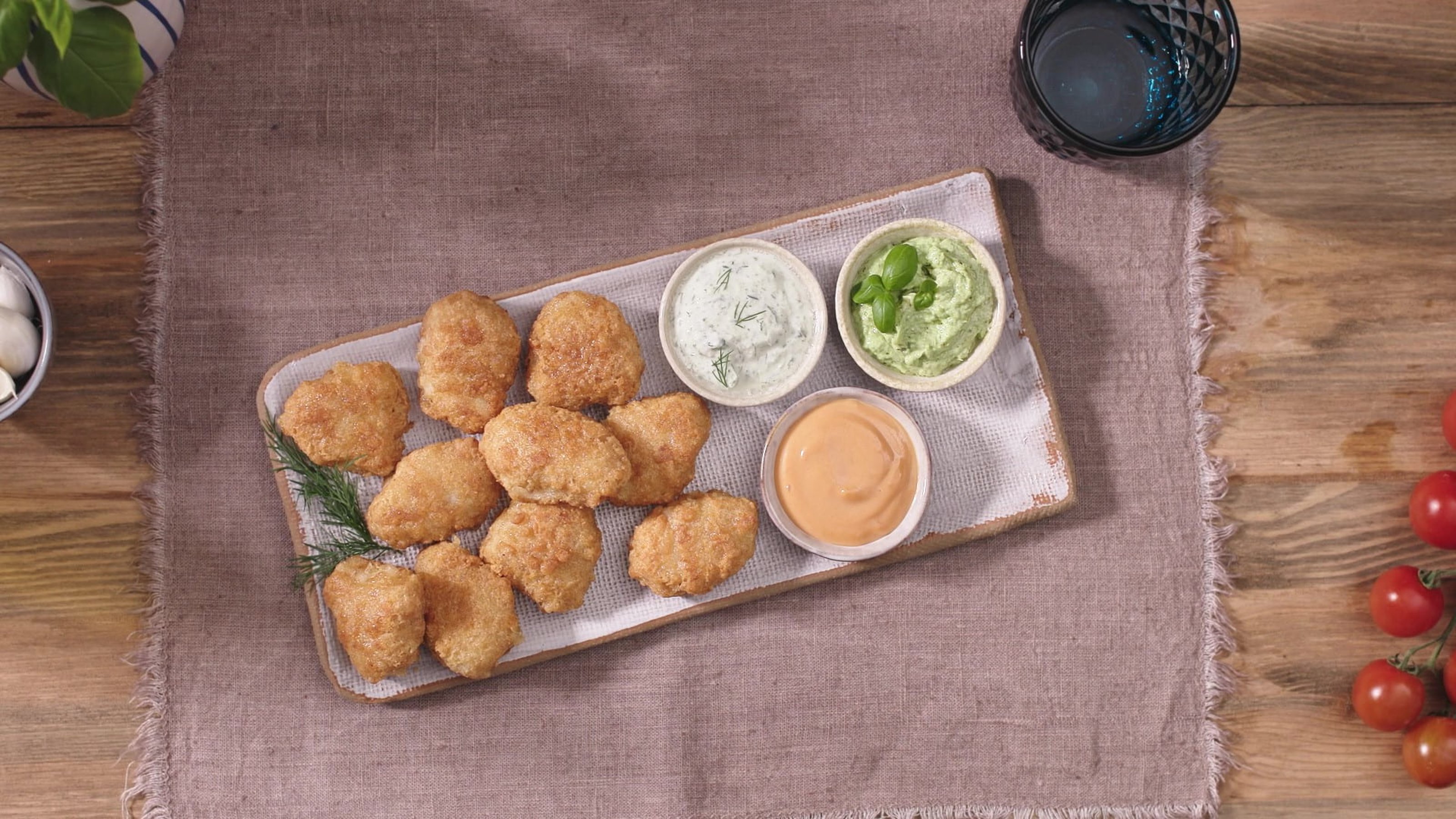 Nuggets di merluzzo con 3 salse colorate_header.jpg